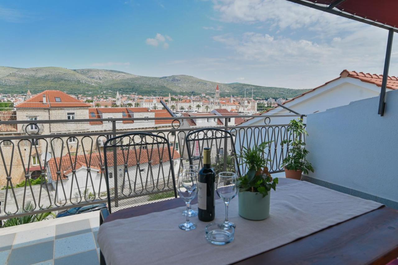 Guesthouse Kate Trogir Exterior foto