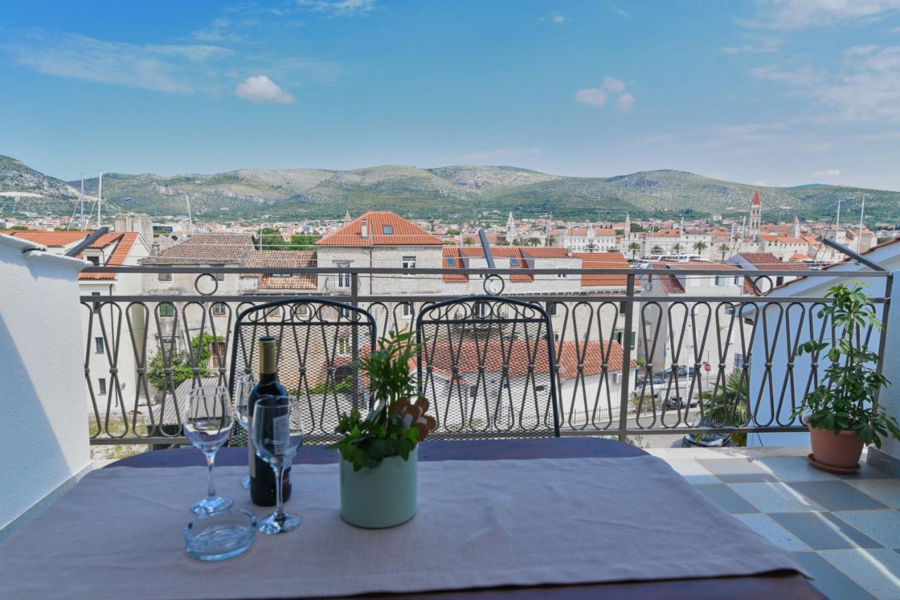 Guesthouse Kate Trogir Exterior foto