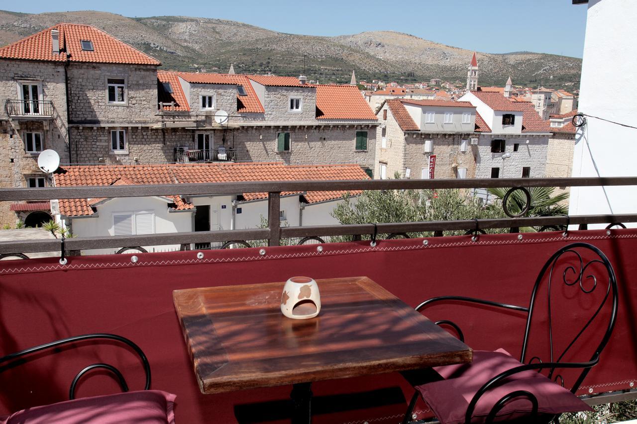 Guesthouse Kate Trogir Exterior foto
